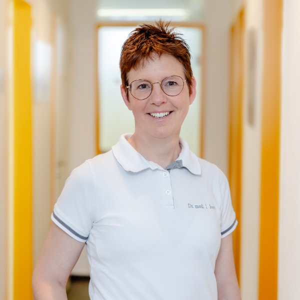 Dr. Jeannette-Joos